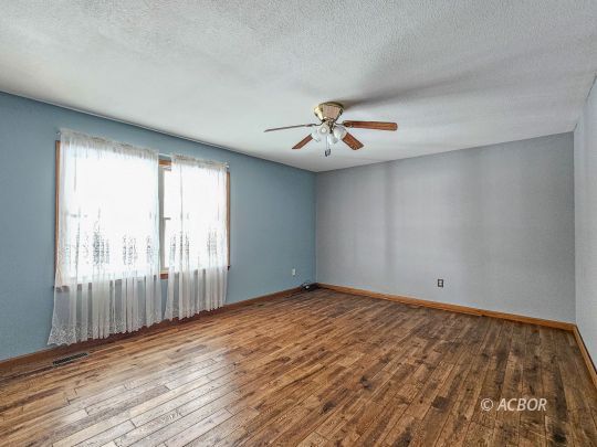 114 Oliver Rd.
