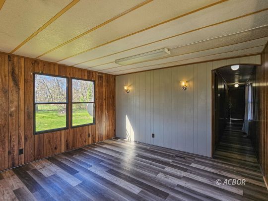 1567 State Route 7N