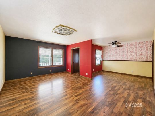 2986 Summit