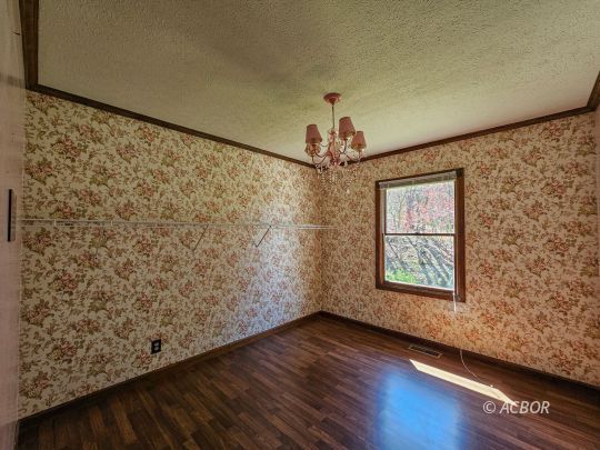 2986 Summit