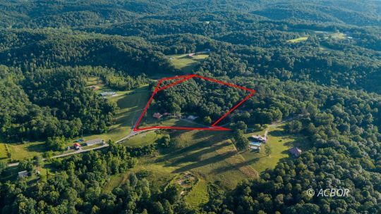 2052 Dry Ridge RD