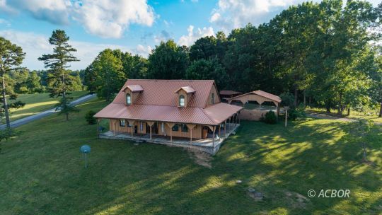 2052 Dry Ridge RD