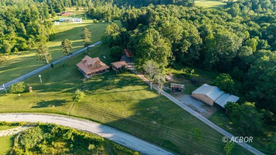 2052 Dry Ridge RD