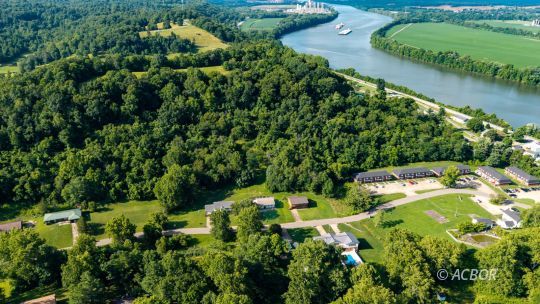 238 Carman Dr