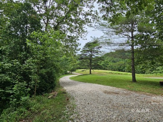 1485 Herman Road