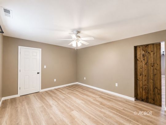 14543 Beaver Pike