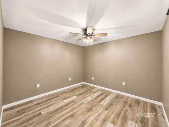 14543 Beaver Pike