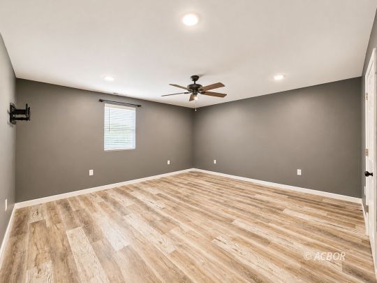 14543 Beaver Pike