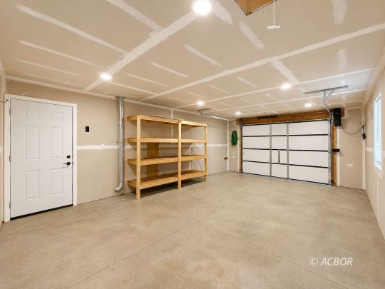 14543 Beaver Pike