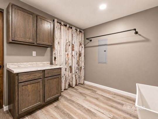 14543 Beaver Pike