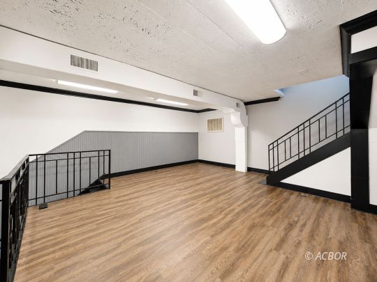 111 Court