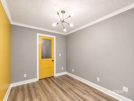 111 Court