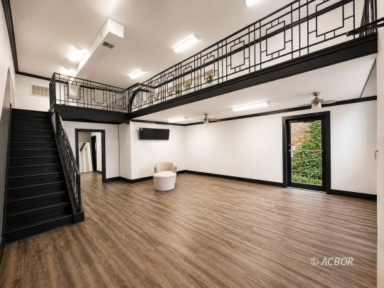 111 Court