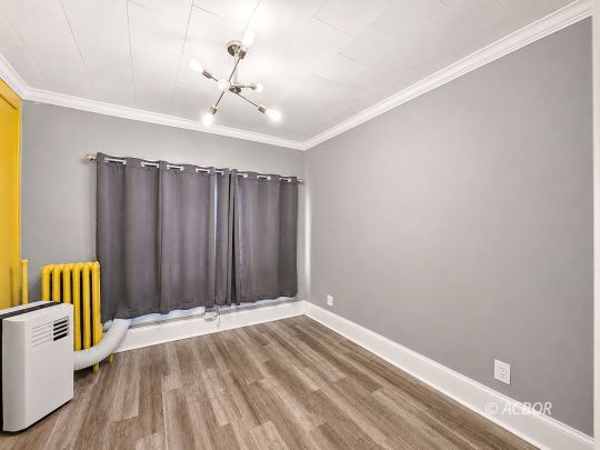 111 Court