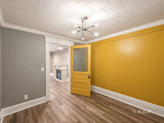 111 Court