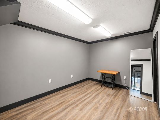 111 Court