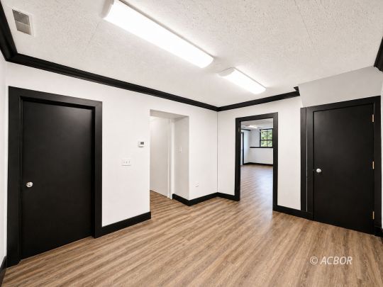 111 Court