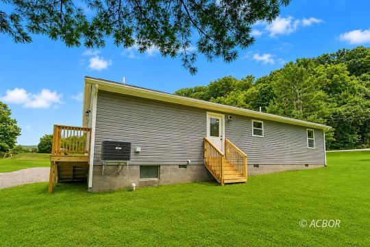 841 Roush Ln