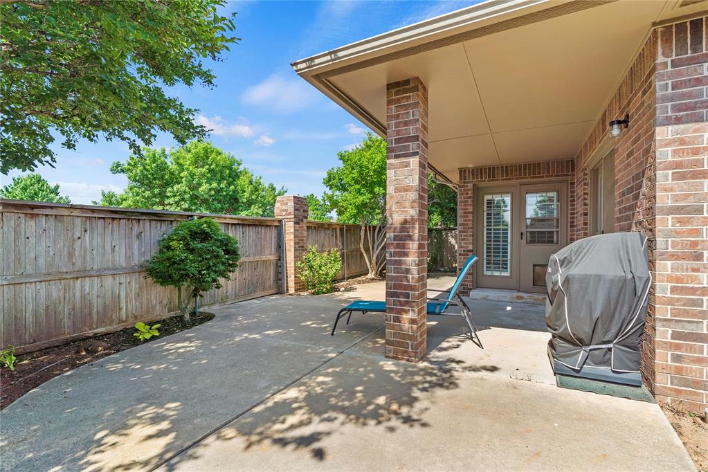 1840 NW 160th Place