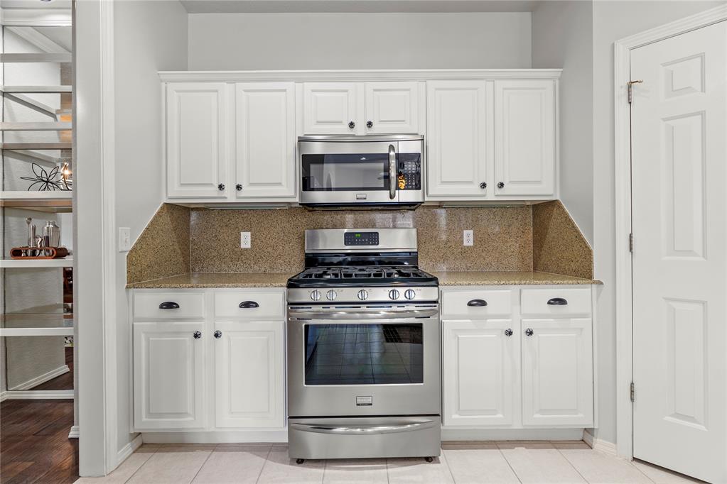 1840 NW 160th Place