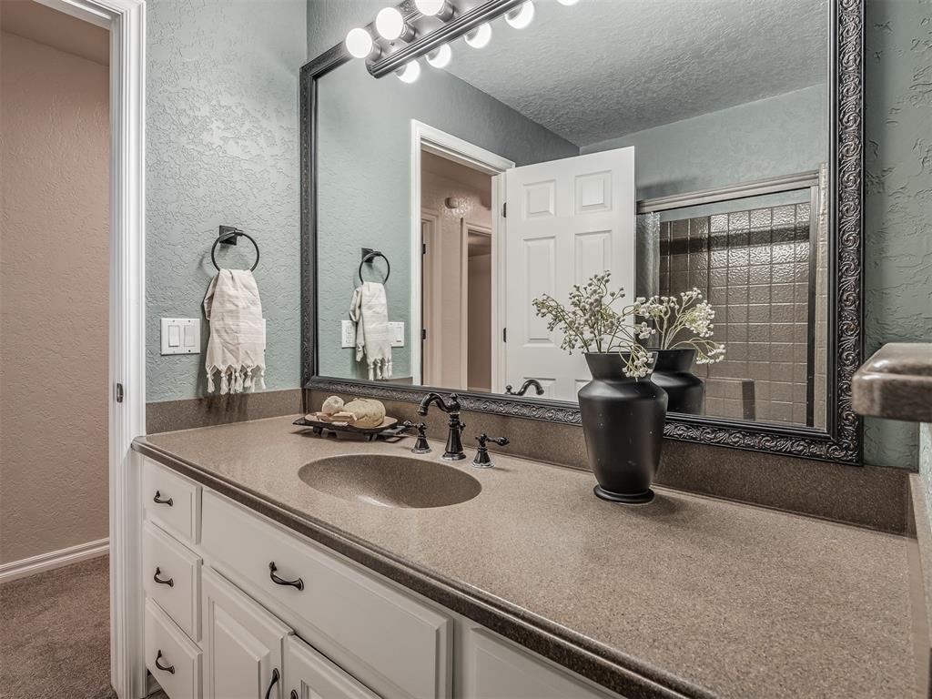 10605 Bishops Gate