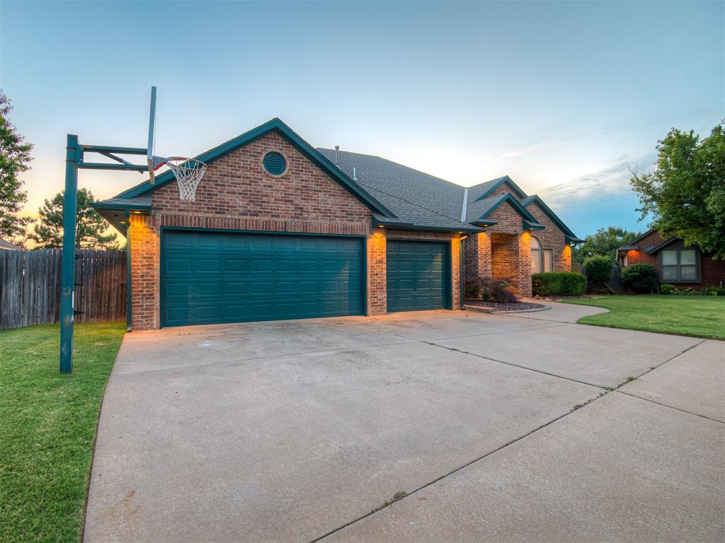 10605 Bishops Gate
