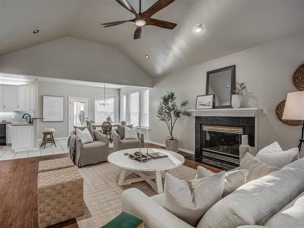 10605 Bishops Gate