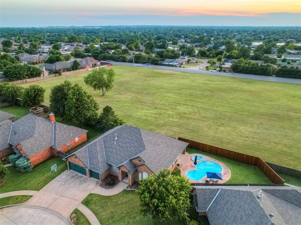 10605 Bishops Gate