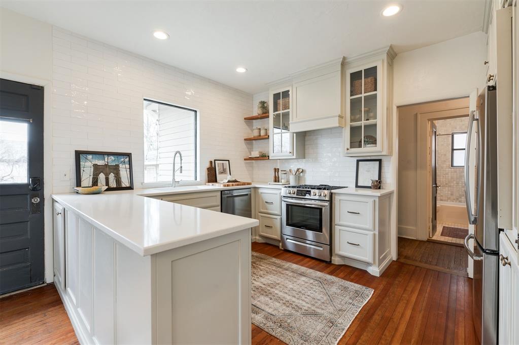 121 NW 18th Street