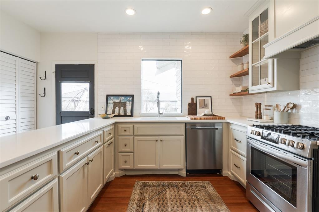 121 NW 18th Street