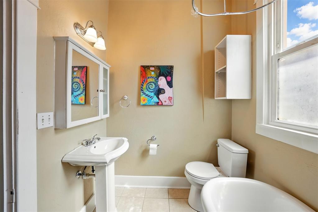 1317 NW 22nd Street