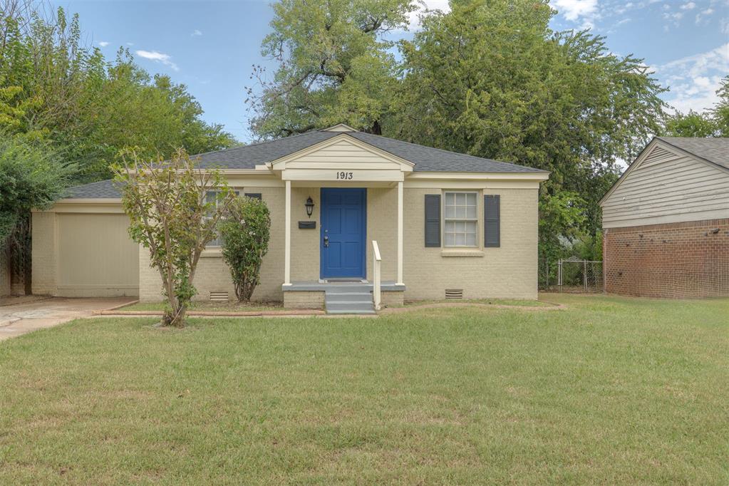 1913 Andover Court
