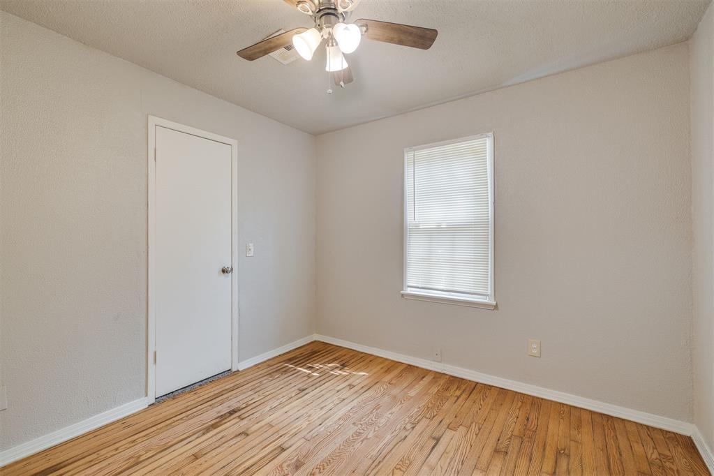 1913 Andover Court