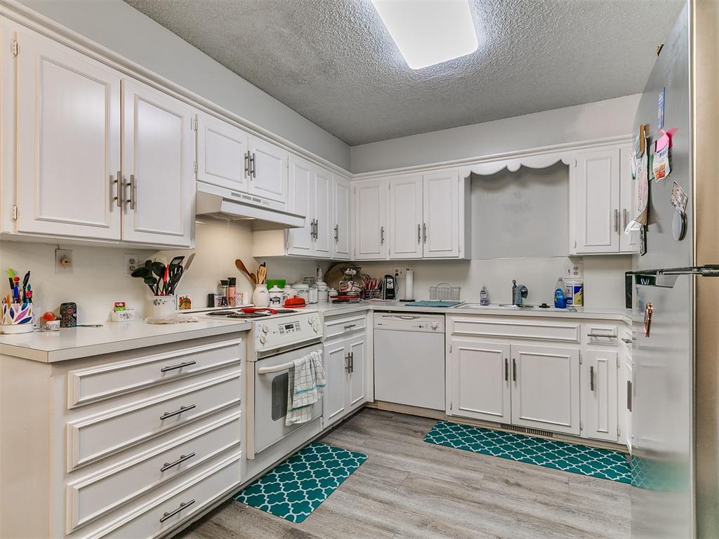 3101 W Wilshire
