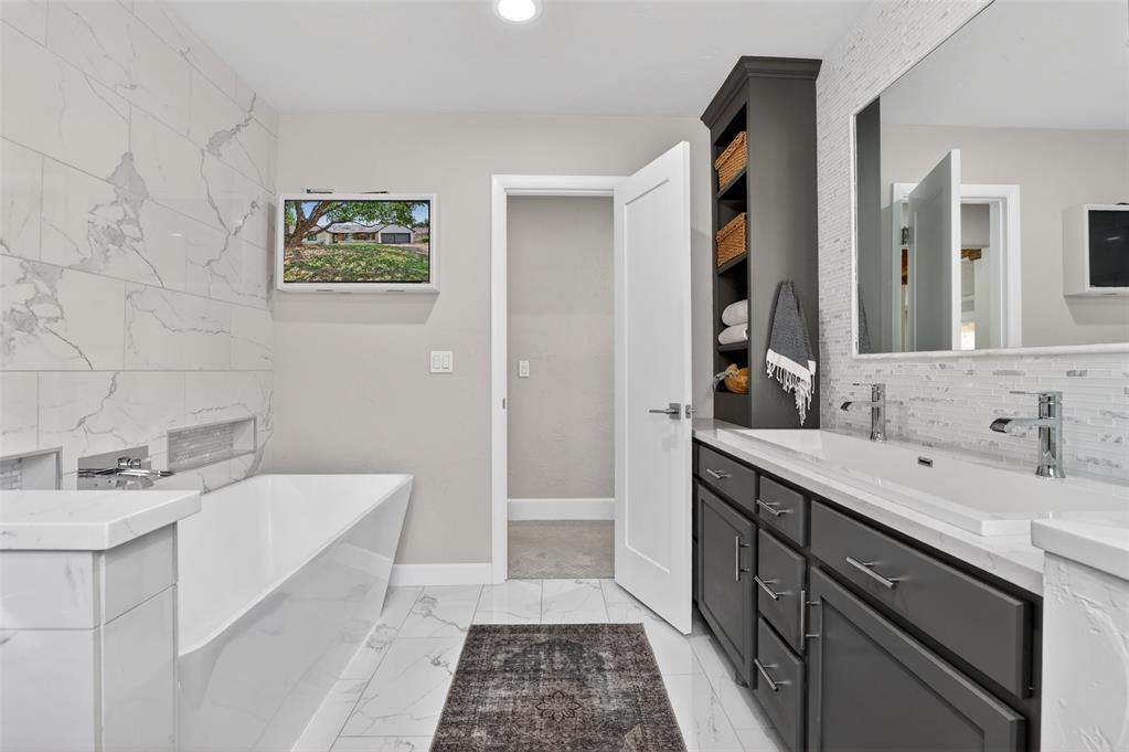 2512 NW 59th Street