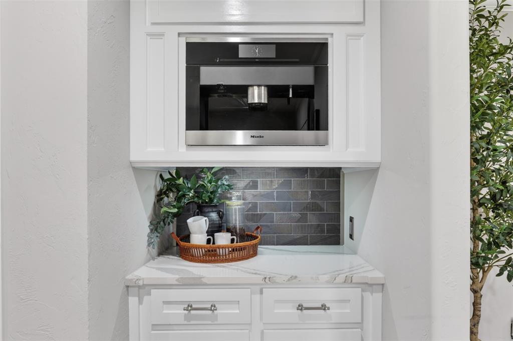 2512 NW 59th Street
