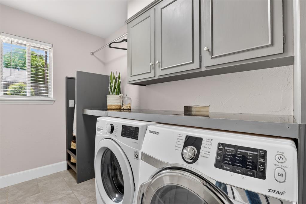 2512 NW 59th Street