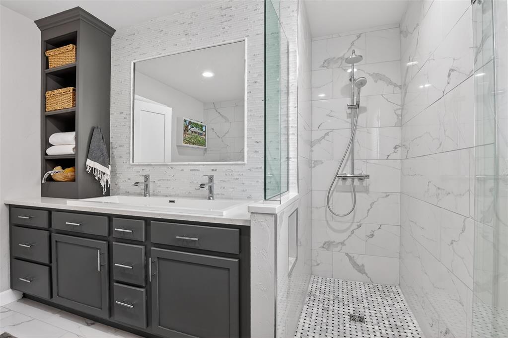 2512 NW 59th Street
