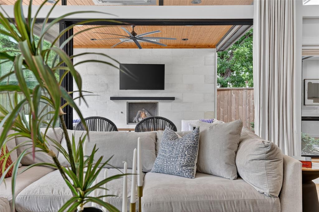 1139 NW 56th Street