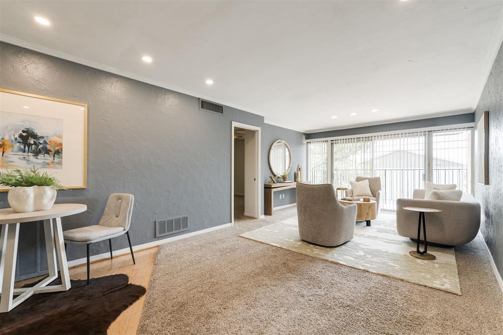 6000 N Brookline Avenue Unit: 62