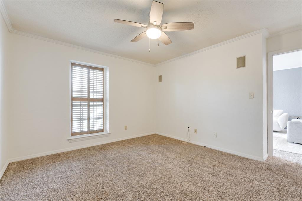 6000 N Brookline Avenue Unit: 62