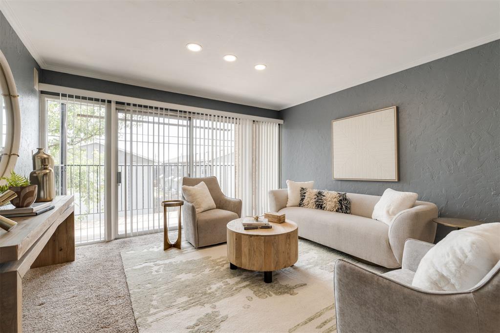 6000 N Brookline Avenue Unit: 62