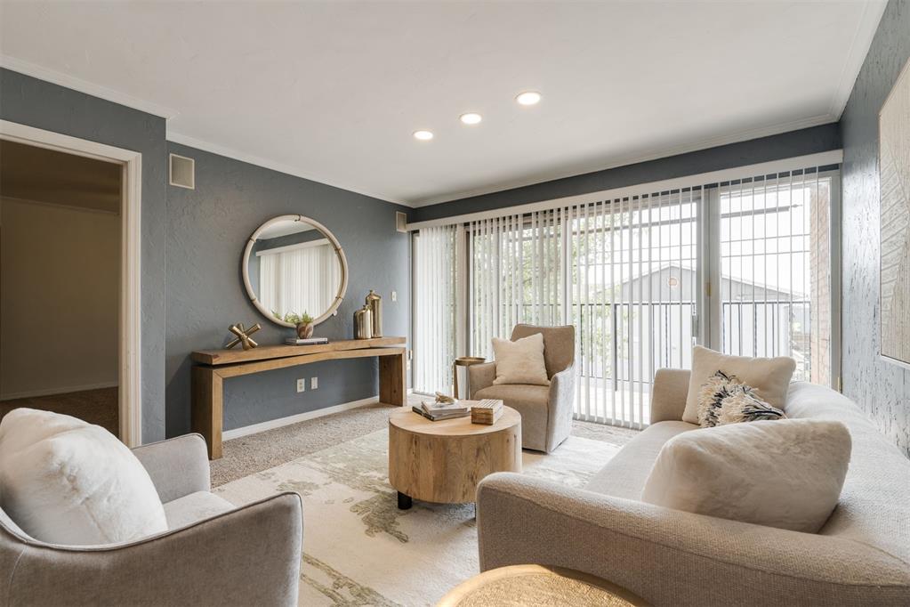 6000 N Brookline Avenue Unit: 62