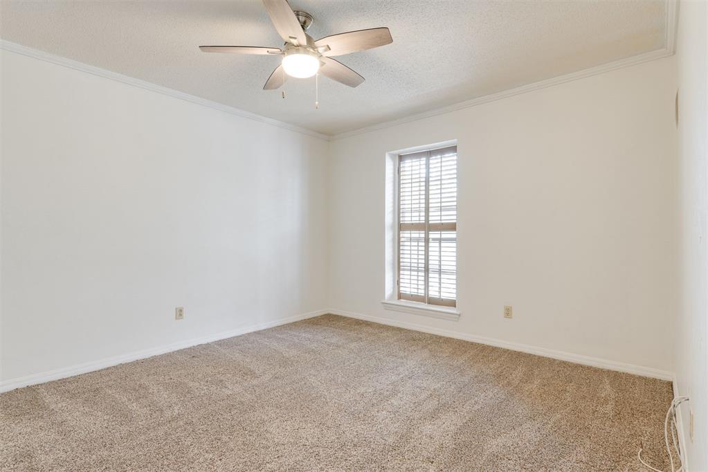 6000 N Brookline Avenue Unit: 62