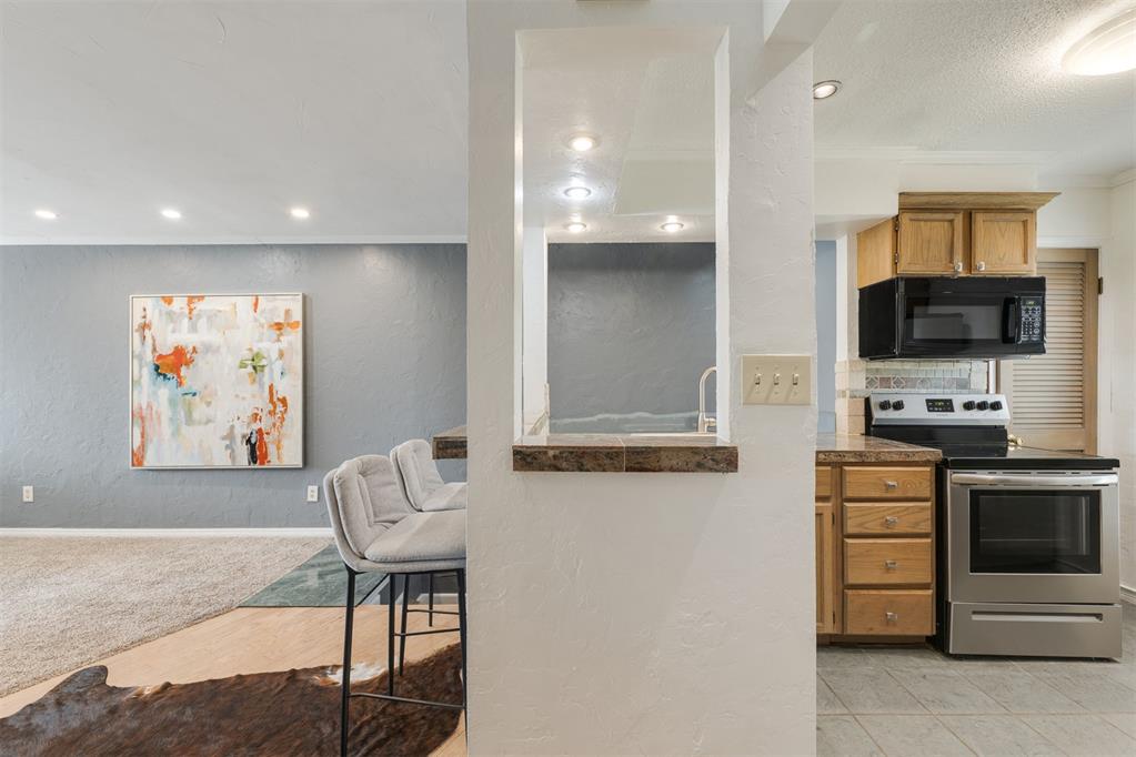6000 N Brookline Avenue Unit: 62