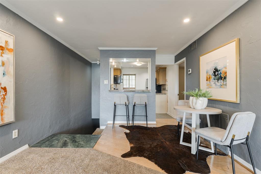 6000 N Brookline Avenue Unit: 62