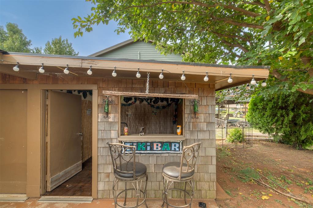 10405 Ski Drive