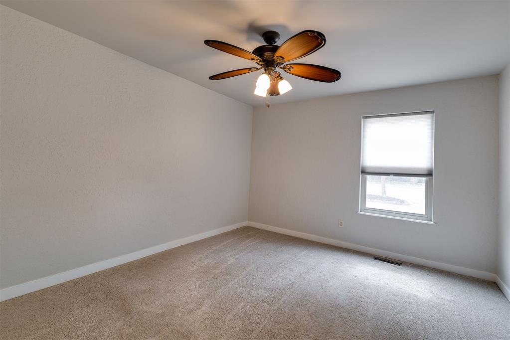 10405 Ski Drive