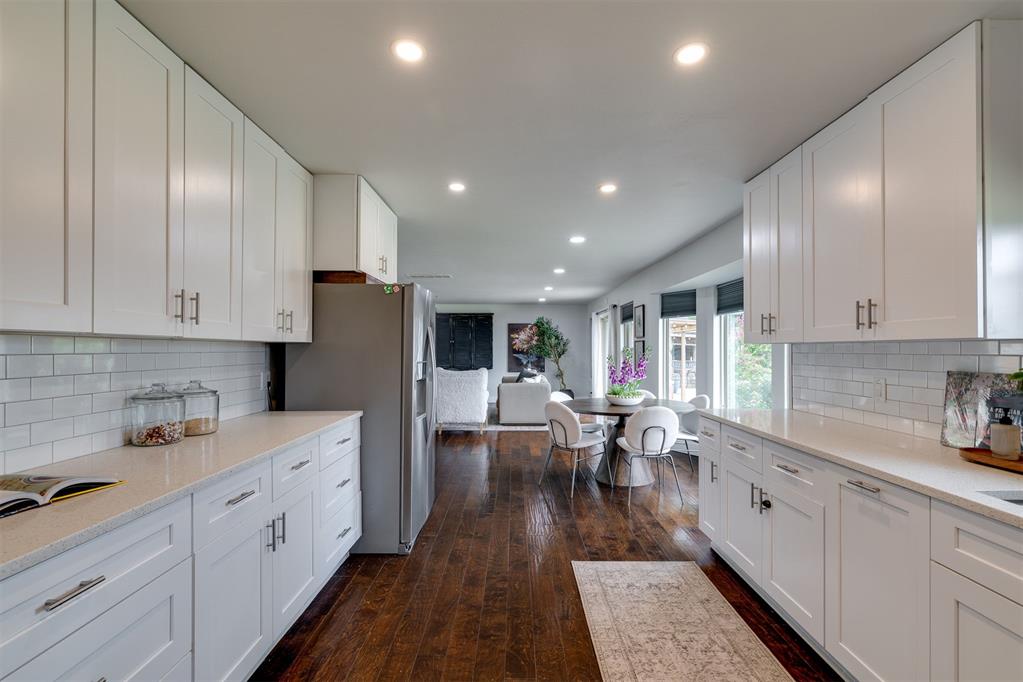 10405 Ski Drive