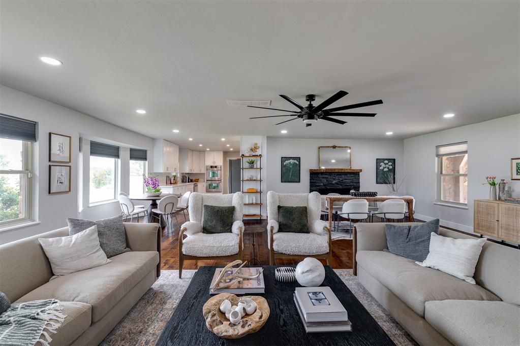 10405 Ski Drive